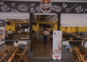 Tarifaço dos EUA pode encarecer alimentação em bares e restaurantes