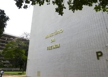 Governo quer regulamentar mercado de carbono até fim de 2026