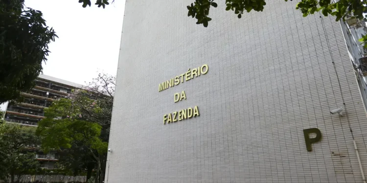 Governo quer regulamentar mercado de carbono até fim de 2026