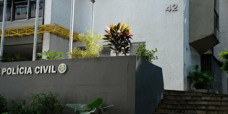 Polícia desarticula fabricação ilegal de armas na Baixada Fluminense