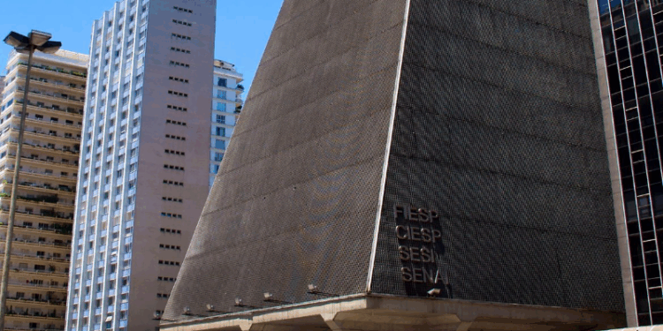 Fiesp projeta crescimento de 1,3% da produção industrial em 2025