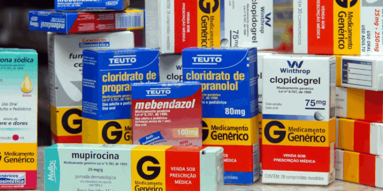 Genéricos contribuem para queda de mais de 50% no preço de remédios