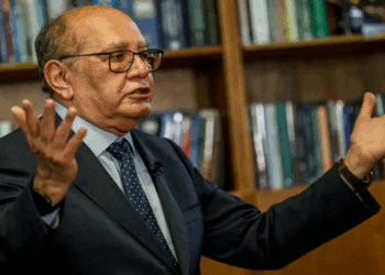 Gilmar Mendes defende Moraes e diz que STF seguirá firme