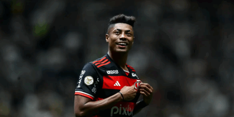 Bruno Henrique é relacionado para jogo do Flamengo pelo Brasileiro