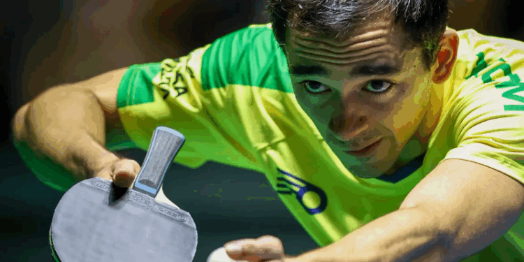 Hugo Calderano pega alemão Benedikt Duda na final em Foz do Iguaçu