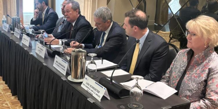 Tarifaço: Missão empresarial aos EUA foi “positiva”, avalia presidente da CNI