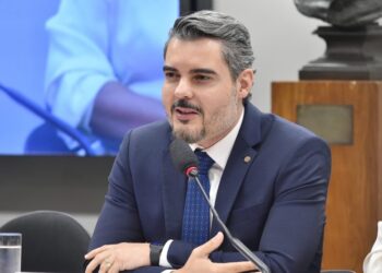 Comissão aprova mudança que estende crédito rural a insumos da pecuária