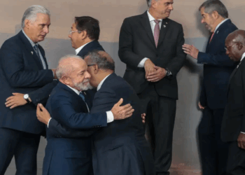 Brics: Lula defende espaço fiscal para erradicar doenças no Sul Global