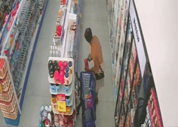 Falso cliente furta perfumes em farmácia na Praia de Itaparica