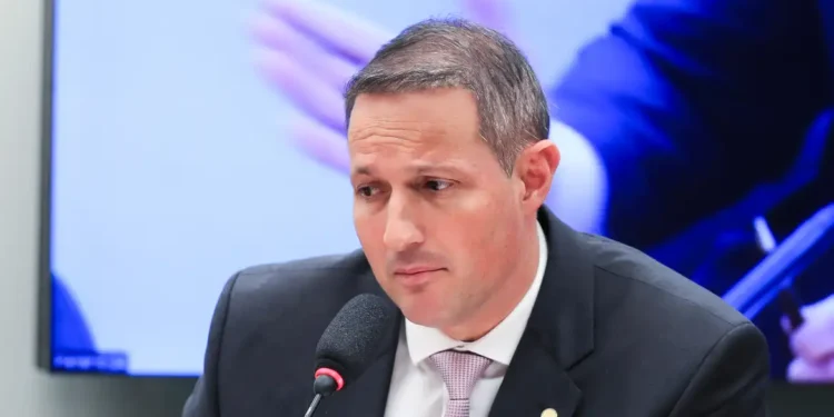 Derrite recua e mantém atuação da PF no combate ao crime organizado