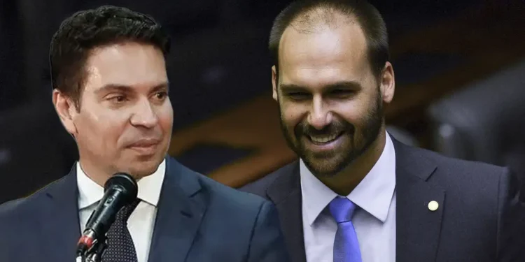Câmara decide cassar mandatos de Eduardo Bolsonaro e Ramagem