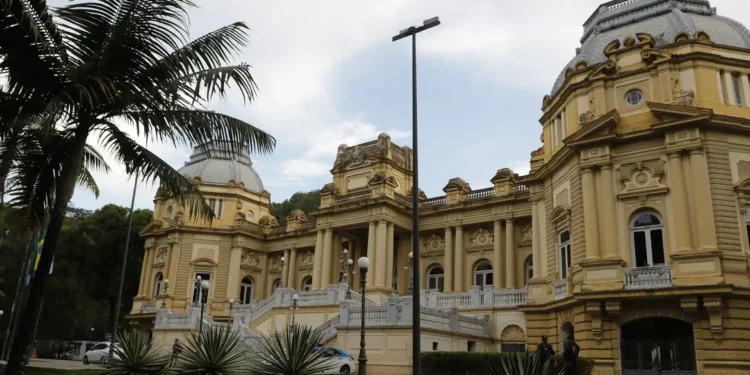 19/12/2025 – Rio sanciona lei de adesão ao Propag, programa para refinanciar dívida