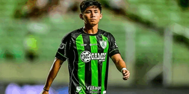 Atleta do América-MG é solto, após prisão em flagrante por racismo