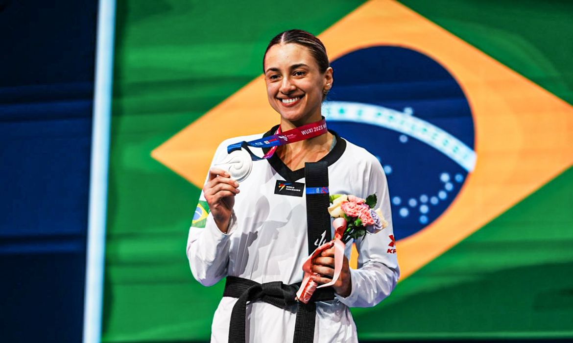 Wuxi, 28/10/2025 - Atleta Milena Titoneli,  conquista medalha de prata no Munidal de taekwondo 2025. Foto: cbtkd.oficial/Instagram