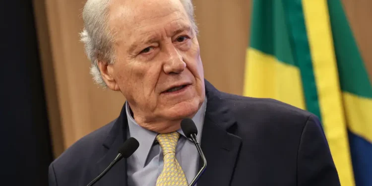 Lewandowski alerta que mudança no papel da PF seria inconstitucional