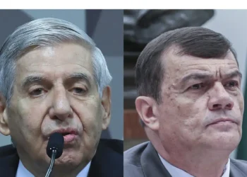 Heleno e Paulo Sérgio são presos para cumprir pena por trama golpista