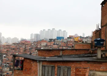 Paraisópolis registra 15°C a mais do que Morumbi durante o verão em SP