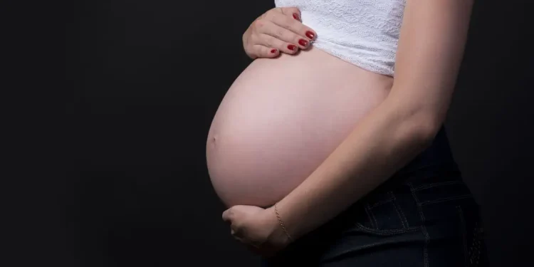 Gestantes de áreas vulneráveis têm risco maior de perder bebê