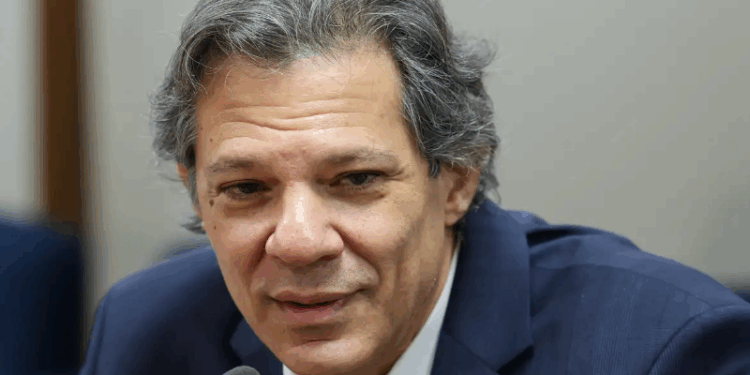 Mercado financeiro está mais tenso do que em outros tempos, diz Haddad