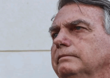 Bolsonaro chama mulheres petistas de “feias” e “incomíveis”