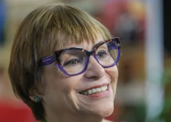 Exposição no Senado homenageia mulheres na redemocratização do país