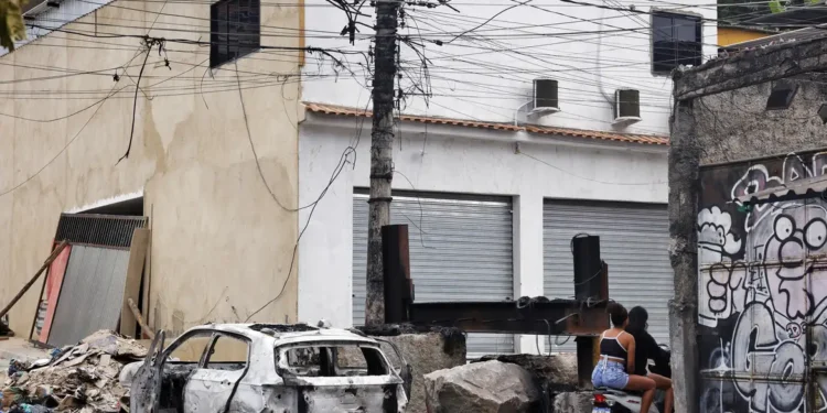 Nenhuma mulher morreu durante operação no Rio, diz Polícia Civil