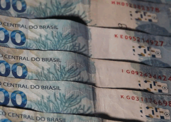 Mercado financeiro reduz previsão da inflação para 5,18%