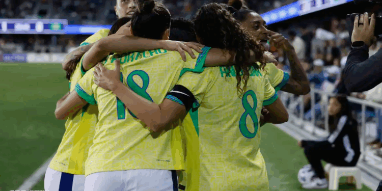 Seleção feminina será convocada na terça para amistosos contra o Japão