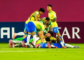 Brasil despacha França nos pênaltis e vai às quartas do Mundial Sub-17