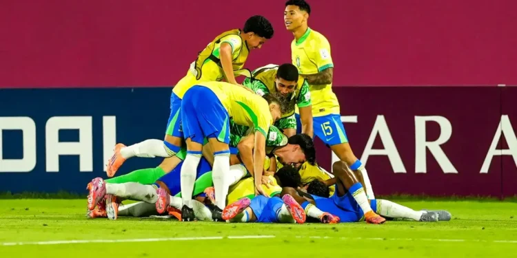 Brasil despacha França nos pênaltis e vai às quartas do Mundial Sub-17