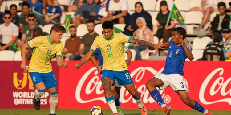 Brasil perde para Itália nos pênaltis e fica em 4º no Mundial Sub-17