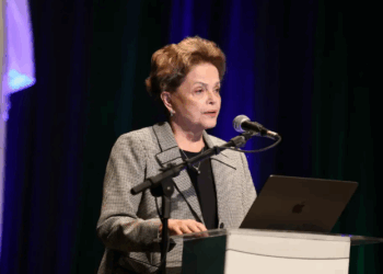 Dilma: Banco do Brics terá 30% da carteira em moedas locais em 2026