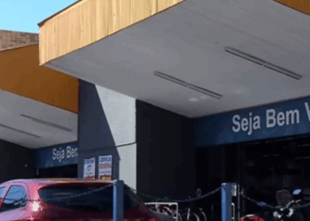 Homem tenta furtar filé mignon e bebidas destiladas em Vila Velha