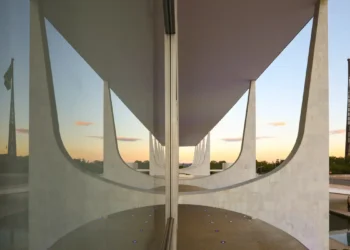 Lula cita caso Master e defende PEC da Segurança Pública