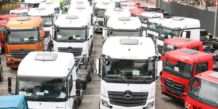 Governo anuncia R$ 10 bilhões em crédito para compra de caminhões
