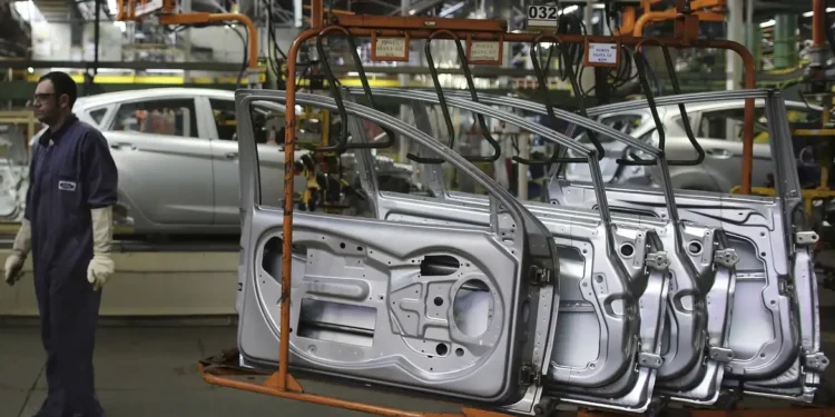 Indústria apresenta estabilidade em novembro de 2025