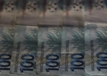 Reforma tributária entra em fase de testes em 2026