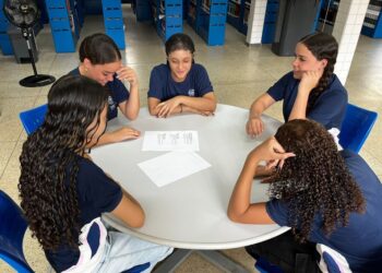 Escola de Afonso Cláudio desenvolve ação de protagonismo estudantil com metodologia World Café