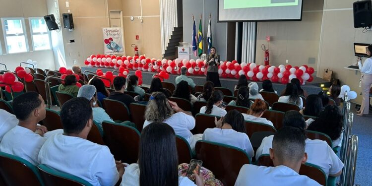 Treinamento reforça prevenção de lesões corporais e destaca responsabilidade profissional no Hospital Estadual Dr. Jayme Santos Neves
