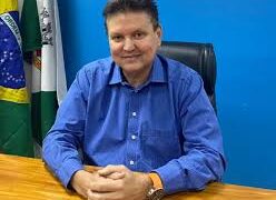 “Diga ao povo que fico”: Euclério Sampaio decide permanecer na Prefeitura de Cariacica