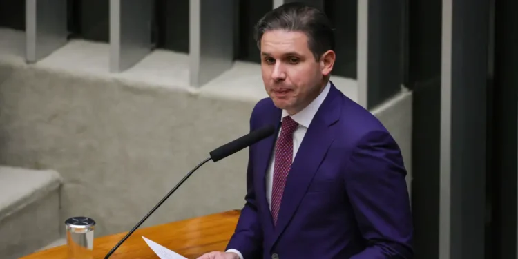 Motta diz que há acordo com governo para votar PL Antifacção