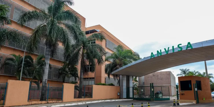 Anvisa aprova novo medicamento oral para câncer de mama