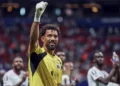 Goleiro Vozinha brilha contra a Espanha e vira destaque na Copa