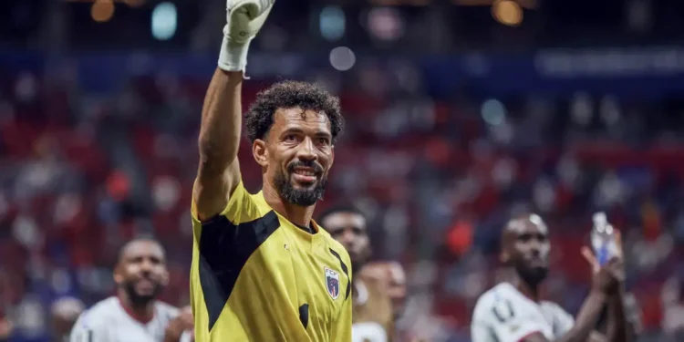 Goleiro Vozinha brilha contra a Espanha e vira destaque na Copa