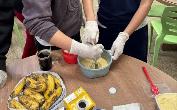 Escola de Guarapari desenvolve oficina culinária com alunos do AEE