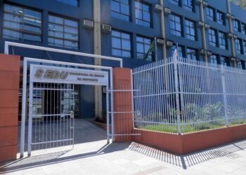 Sedu publica edital para seleção de material didático voltado à recomposição da aprendizagem e educação digital