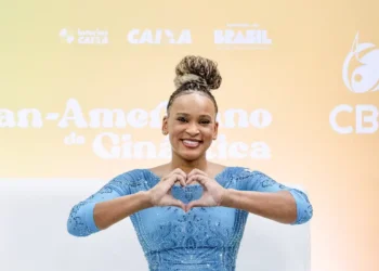 Rebeca Andrade volta com ouro no Pan de ginástica artística