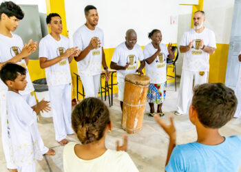 Certificação marca encerramento de curso de formação cultural em Cachoeiro