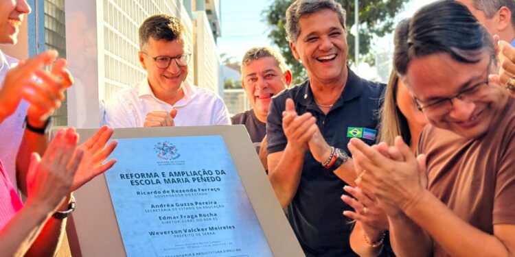 Governo do Estado fortalece educação com entrega de duas escolas modernizadas na Serra