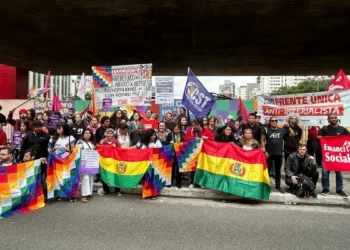 Ato em São Paulo presta solidariedade a protestos na Bolívia